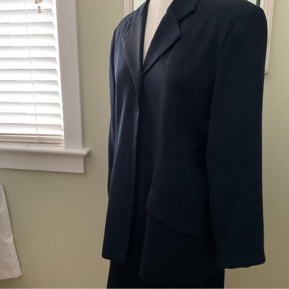 R&R LINE, NAVY JACKET AND SKIRT SUIT, SIZE: 14 - Picture 2 of 14